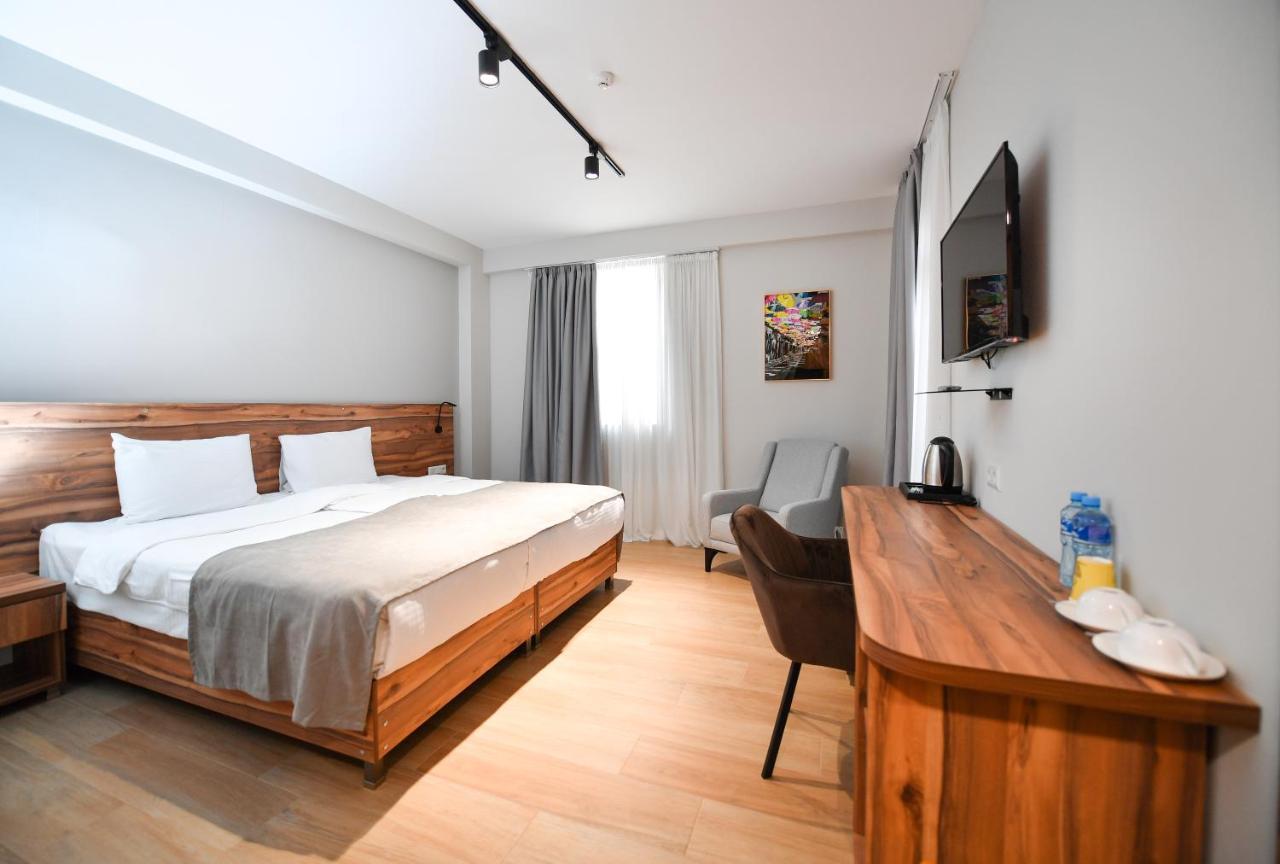 Address Boutique Hotel Tbilisi Ngoại thất bức ảnh