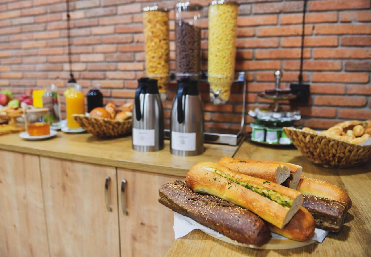 Address Boutique Hotel Tbilisi Ngoại thất bức ảnh
