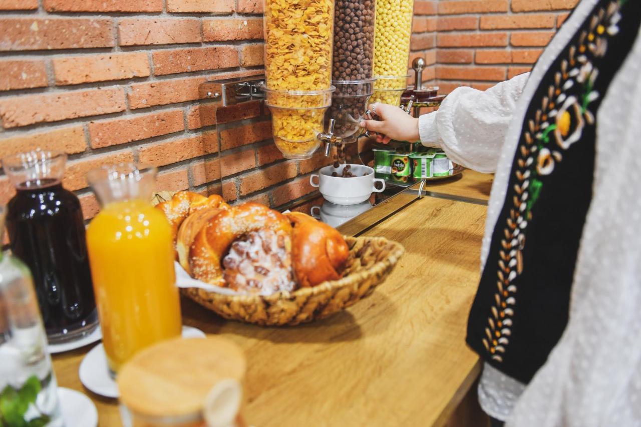 Address Boutique Hotel Tbilisi Ngoại thất bức ảnh