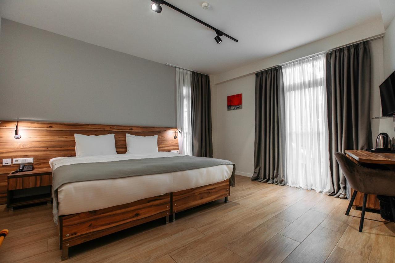 Address Boutique Hotel Tbilisi Ngoại thất bức ảnh